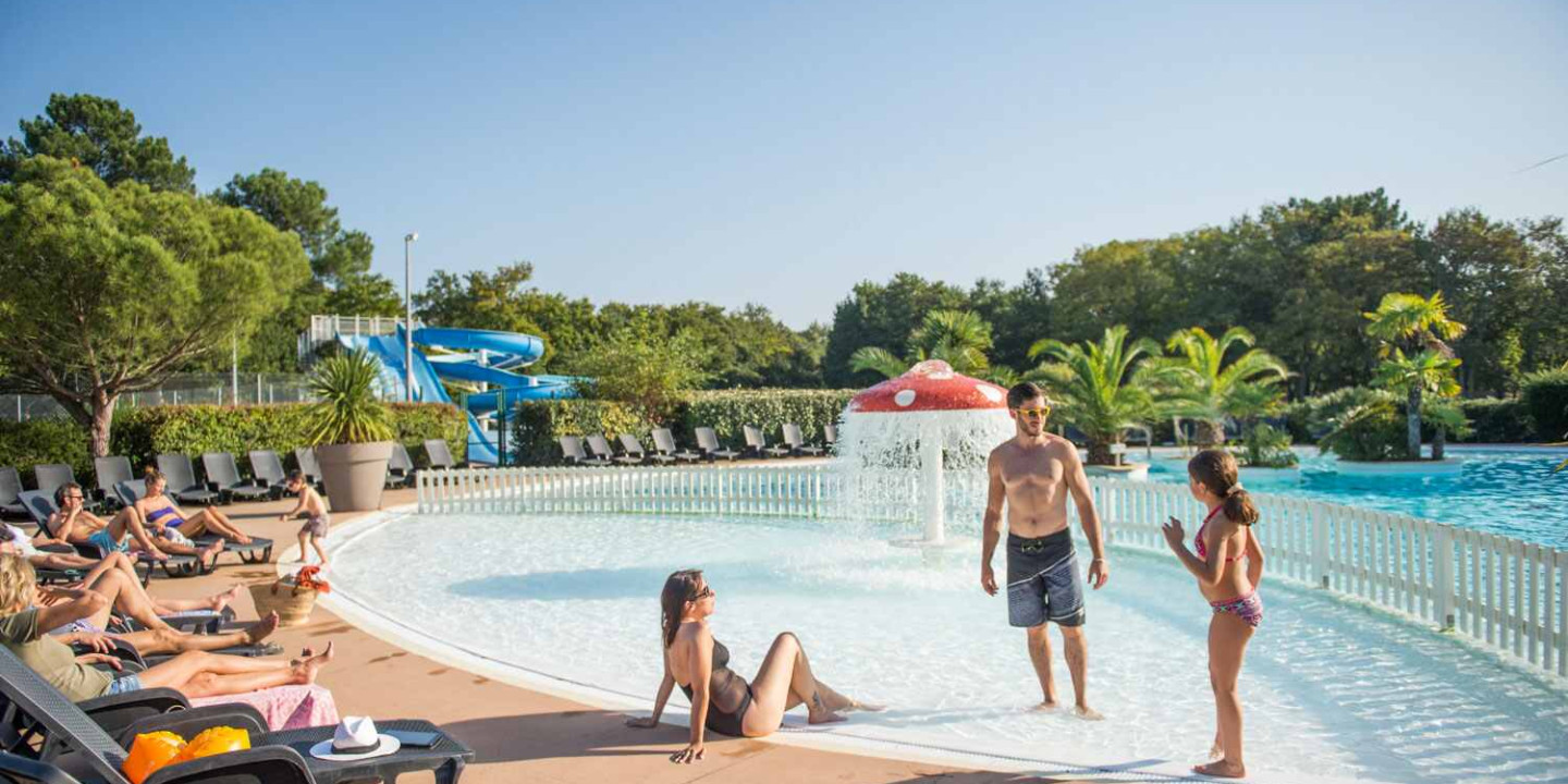 Familiencamping mit Pool