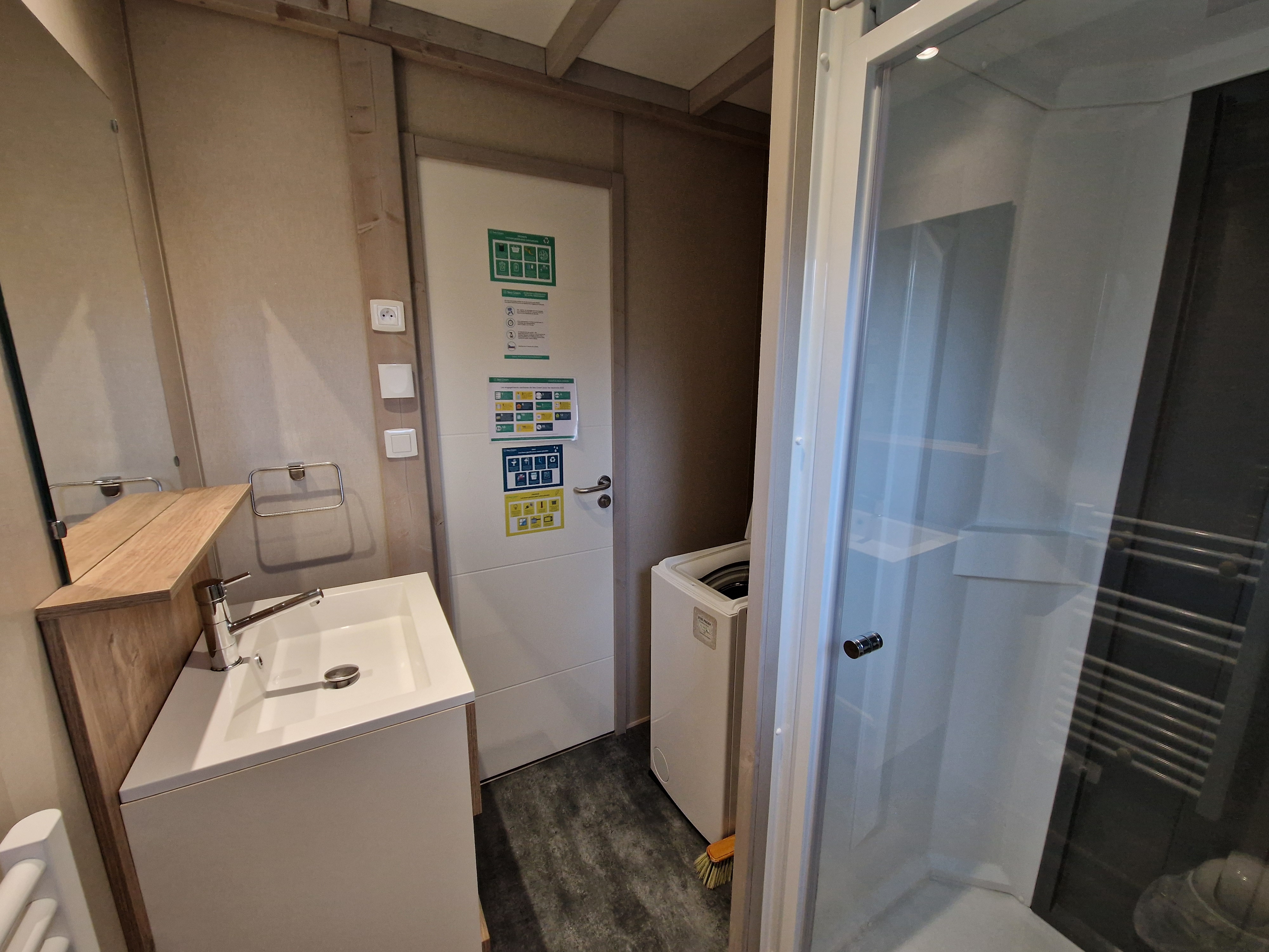 Chalet Ostrea bathroom