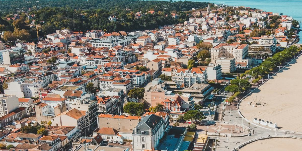 Tourism downtown Arcachon